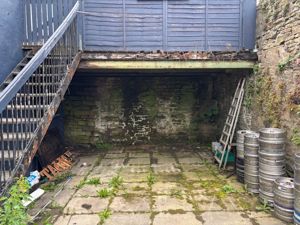 Photo 15- click for photo gallery